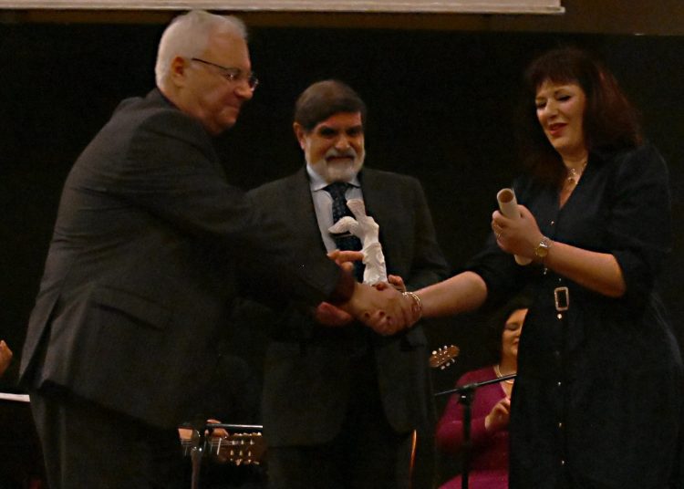 Πολιτιστικός Σύλλογος Τραπεζικών Ηλείας: Πλούσιο το αφιέρωμα στο ρεμπέτικο τραγούδι