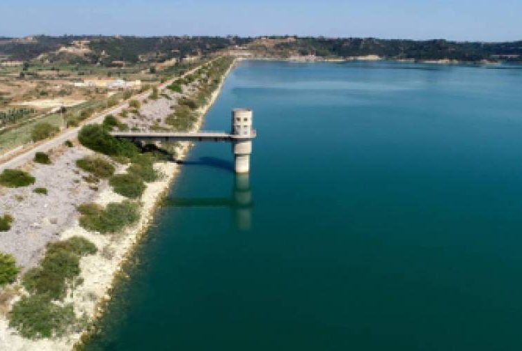 Πως η Περιφέρεια θα κάνει ορθολογική διαχείριση στο νερό του Πηνειού το 2025