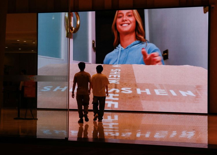 Shein και Temu αυξάνουν τις τιμές λόγω Τράμπ