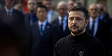 Ουκρανία: Έντονες πιέσεις να δώσει εδάφη στην Ρωσία