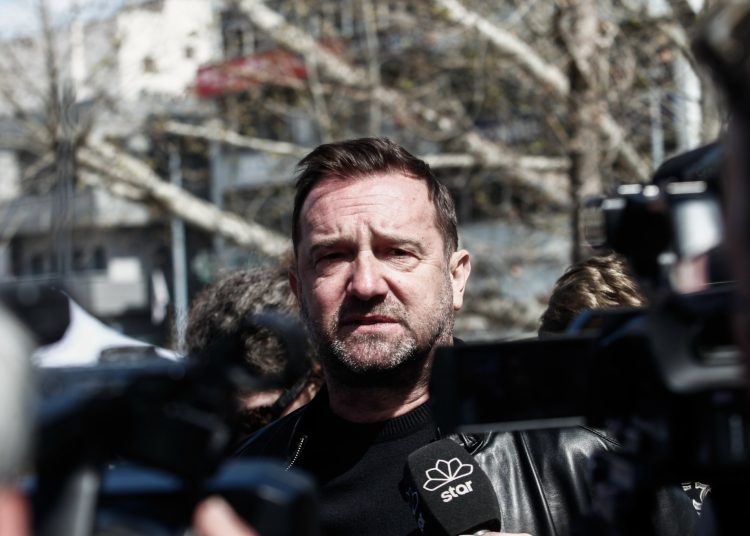 Ο Νίκος Πλακιάς ζητά να ακυρωθεί συζήτηση με τον Σπίρτζη για τα Τέμπη: «Είναι υπεύθυνος της δολοφονίας 57 αθώων ψυχών»