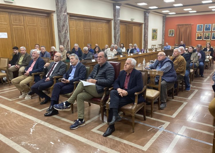 Πύργος-Κων. Κάππας: «Δεν κινδυνεύουμε από τις κεραίες κινητής τηλεφωνίας»