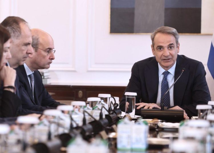 Μετά από 6 χρόνια στην κυβέρνηση & 57 νεκρούς ο Μητσοτάκης ανακοίνωσε νέο σχέδιο στον ΟΣΕ