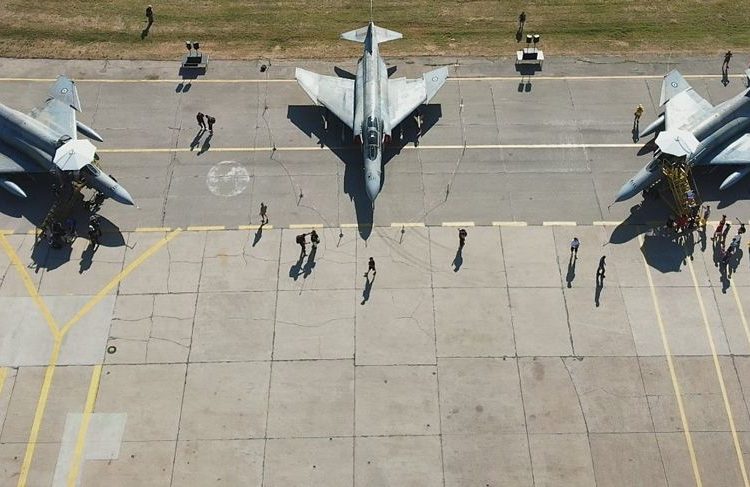 Ανδραβίδα: Με αστυνομία και με ιδιωτική φύλαξη προστατεύονται Ισραηλινοί πιλότοι