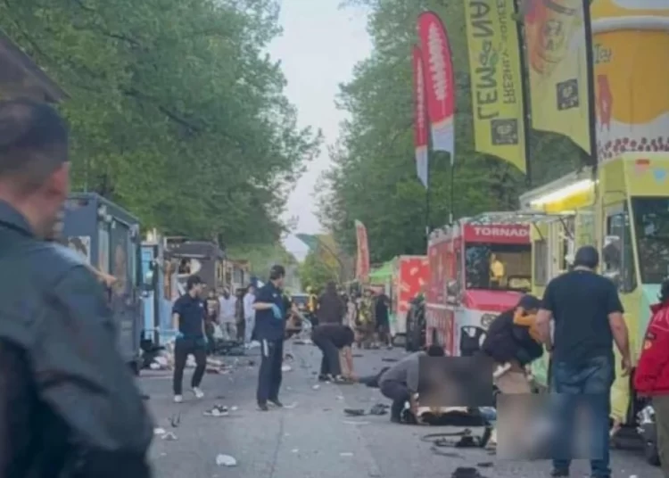 Αυτοκίνητο έπεσε σε πλήθος σε φεστιβάλ στο Βανκούβερ – Πολλοί νεκροί και τραυματίες