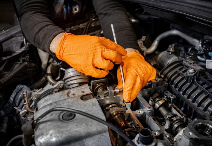 Ψηφιακό πελατολόγιο: «Καμπάνα» 100 ευρώ για κάθε αυτοκίνητο που δεν καταγράφεται