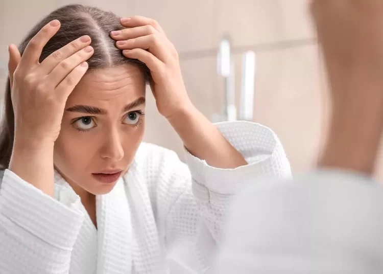 Αραίωση μαλλιών: 9 τρόποι να την αντιμετωπίσετε