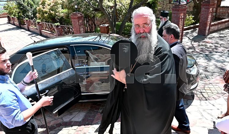 Επεισοδιακή Λειτουργία με τον Μητροπολίτη Πιερίας