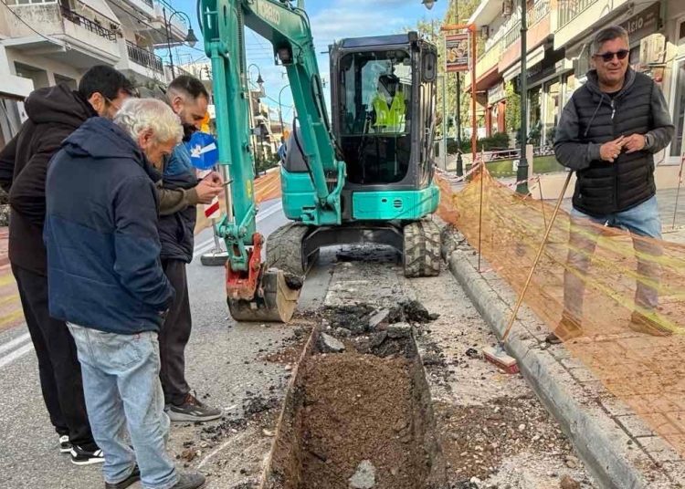 Nαύπακτος: Χρυσά νομίσματα βρέθηκαν στη διάρκεια εργασιών σε δρόμο