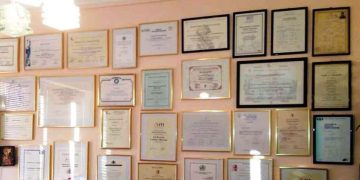 «Προτιμήστε να έχετε ευτυχισμένα παιδιά από δυστυχισμένα πτυχία»