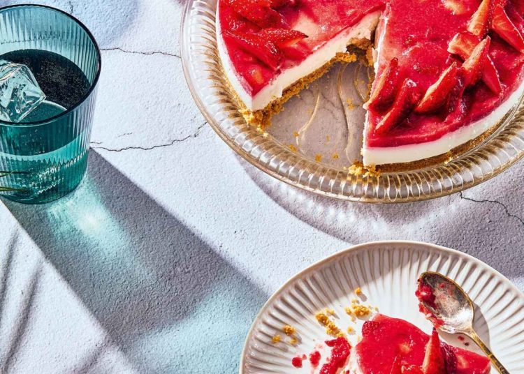 Cheesecake: Διάφορες συνταγές για την δροσερή απόλαυση