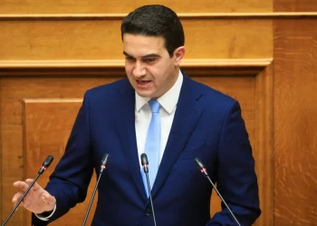 Κατρίνης: Τα ψέματα Μητσοτάκη για τις τραπεζικές προμήθειες