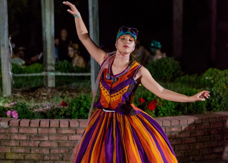 Ολυμπία: Ιταλοί μαθητές αγωνίστηκαν σε αθλήματα αλλά έκαναν και επίδειξη μόδας