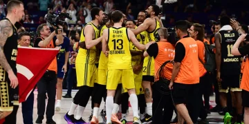 Πρωταθλήτρια Ευρώπης η Φενέρ 81-70 τη Μονακό του Σπανούλη στον τελικό του Άμπου Ντάμπι