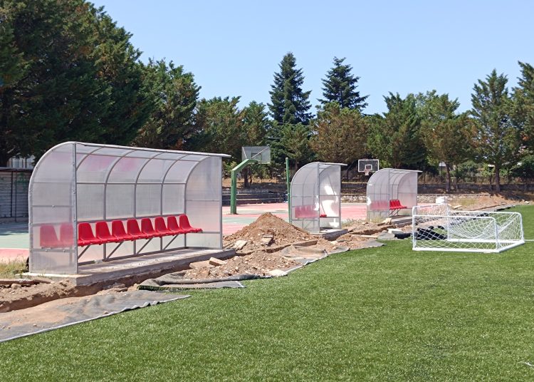 Προχωρούν οι εργασίες στο γήπεδο ποδοσφαίρου του Λάλα