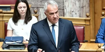 Παραιτήθηκαν ο Μάκης Βορίδης και οι υφυπουργοί Σταμενίτης, Μπουκώρος και Χατζηβασιλείου για τον ΟΠΕΚΕΠΕ