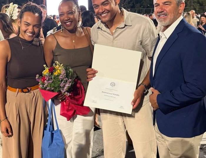 Εμμανουήλ Καραλής: Πήρε το πτυχίο του ο Πυργιώτης Ολυμπιονίκης