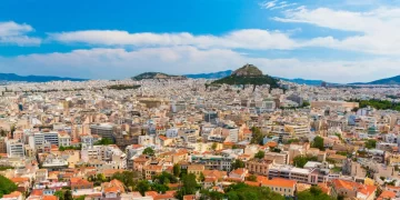 Golden Visa: Οι επενδυτές αλλάζουν στρατηγική στις αγορές ακινήτων στην Αττική – Ποιες περιοχές της επαρχίας προτιμούν