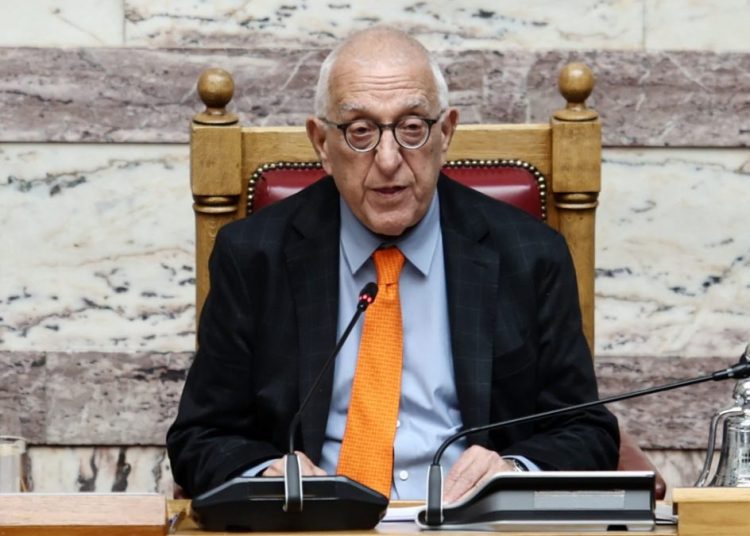 Κακλαμάνης: Δεν θα κλείσω τη Βουλή, με κίνδυνο παραγραφής στο θέμα του ΟΠΕΚΕΠΕ