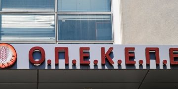 Επιδότηση 120.000 € για ελιές στο αεροδρόμιο Ελευσίνας – Εμπλοκή συζύγου πρώην αντιπροέδρου του ΟΠΕΚΕΠΕ