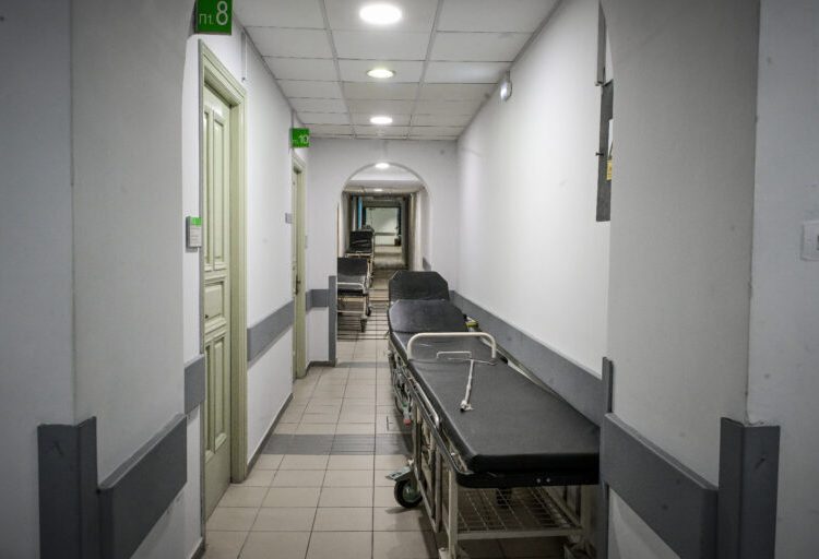 Πάτρα: Ιατροδικαστής είχε αποδώσει θάνατο κακοποιημένου βρέφους σε παθολογικά αίτια