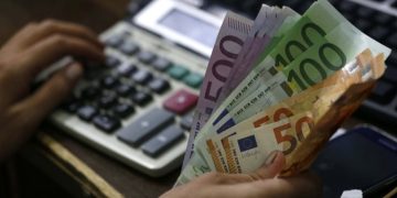 Η εφορία ακύρωσε χιλιάδες γονικές παροχές – Οι λόγοι