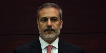 Σάλος στην Τουρκία: Πλαστό το πτυχίο του Χακάν Φιντάν;