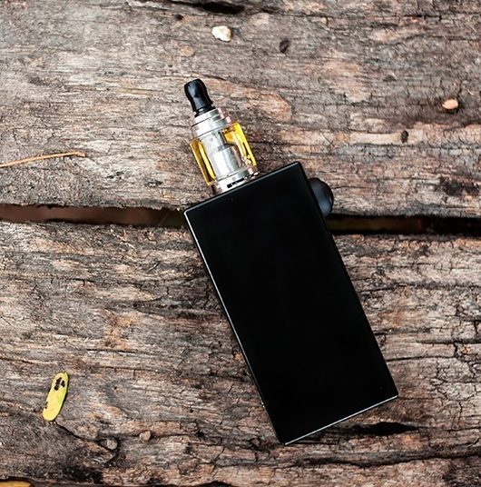 Έρχονται αυξήσεις στα ηλεκτρονικά τσιγάρα – Η εγκύκλιος για τα υγρά αναπλήρωσης