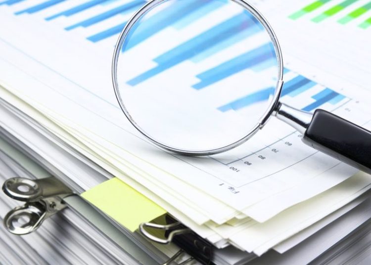 Υψηλά πρόστιμα και απολύσεις για τους δημόσιους υπαλλήλους που αρνούνται την αξιολόγηση