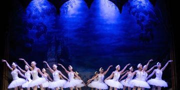 “Η Λίμνη των Κύκνων” του Τσαϊκόφσκι στο θέατρο Αρχαίας Ήλιδας (Σάββατο 9/8)