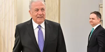 Αβραμόπουλος για την τριμερή Ερντογάν – Μελόνι – Ντμπέιμπα: Η Ελλάδα απούσα και πάλι από το τραπέζι των αποφάσεων