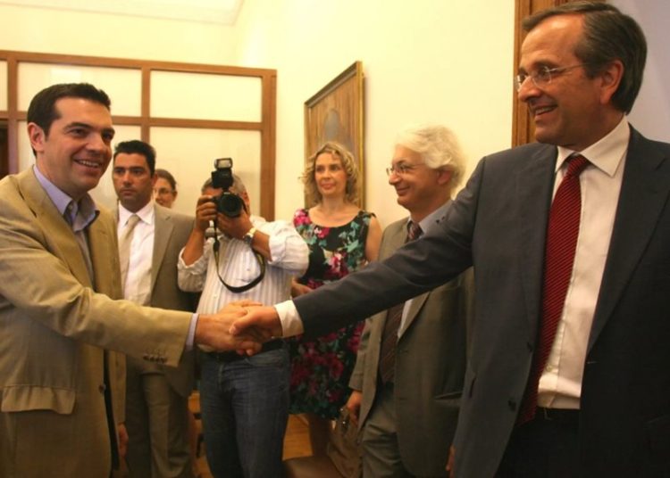 Τα κόμματα Σαμαρά και Τσίπρα ανακατεύουν το πολιτικό σκηνικό