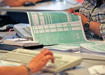 Δεύτερη ευκαιρία με διαγραφές φόρων και προστίμων έως 75%