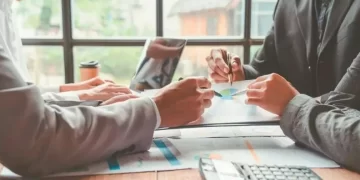 Ρεκόρ στον Εξωδικαστικό: 13,25 δισ. ευρώ ρυθμίσεις και 40.515 οφειλέτες μέχρι Ιούλιο