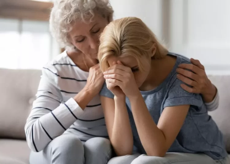 Απίστευτο! Νέοι σε κρίση ηλικίας και παππούδες που «ξανανιώνουν» – Τι συμβαίνει;