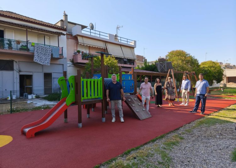 Νέες, σύγχρονες και ασφαλείς παιδικές χαρές στην Βάρδα & Σταφιδόκαμπο