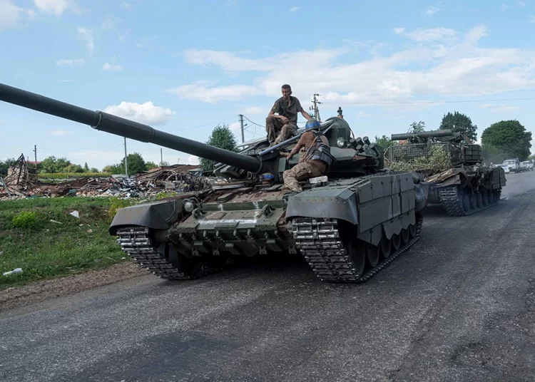 Ποιος πληρώνει και πόσο για τον πόλεμο στην Ουκρανία: Το πραγματικό κόστος για την τσέπη του Ουκρανού, του Ευρωπαίου και του Αμερικανού