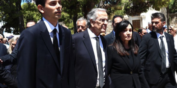 Λένα Σαμαρά: Σε κλίμα οδύνης το ύστατο χαίρε