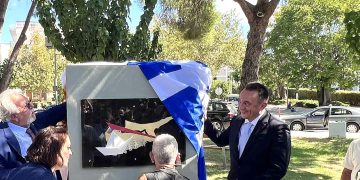 Δήμος Ήλιδας: Το πρώτο μνημείο στην Ελλάδα για τα ασυνόδευτα παιδιά της Κύπρου του 1974