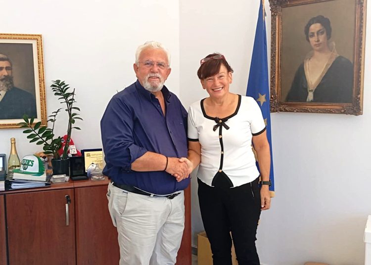 Συνάντηση Δημάρχου Ήλιδας με τη νέα Διοικήτρια του Νοσοκομείου Αμαλιάδας»