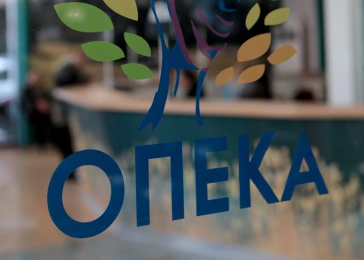 ΔΕΘ 2025: Ξεχάστηκαν από τον Πρωθυπουργό οι εξαγγελίες του στη ΔΕΘ …2024 για αυξήσεις στις παροχές ΟΠΕΚΑ!