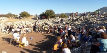 Αρχαίο Θέατρο Πλατιάνας Κρεστένων: Ζωντάνεψε η περιοχή με την μουσική εκδήλωση