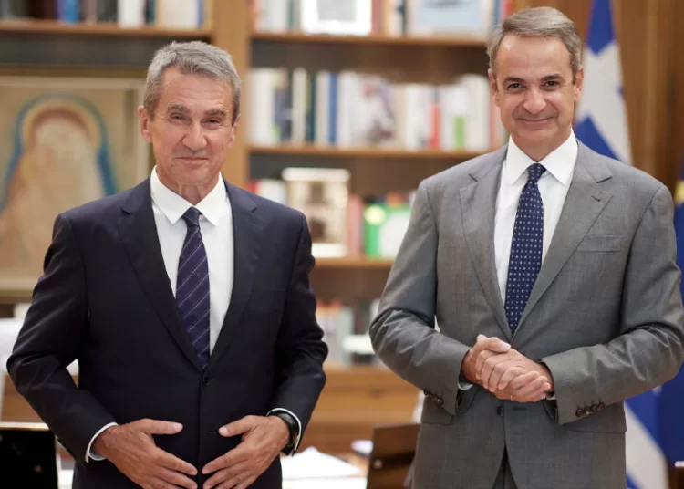 Στη Νέα Δημοκρατία προσχώρησε ο Ανδρέας Λοβέρδος