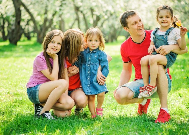 Πολύτεκνοι Ηλείας: Δεν τους καλύπτουν τα νέα μέτρα-Ζητούν μεγαλύτερα
