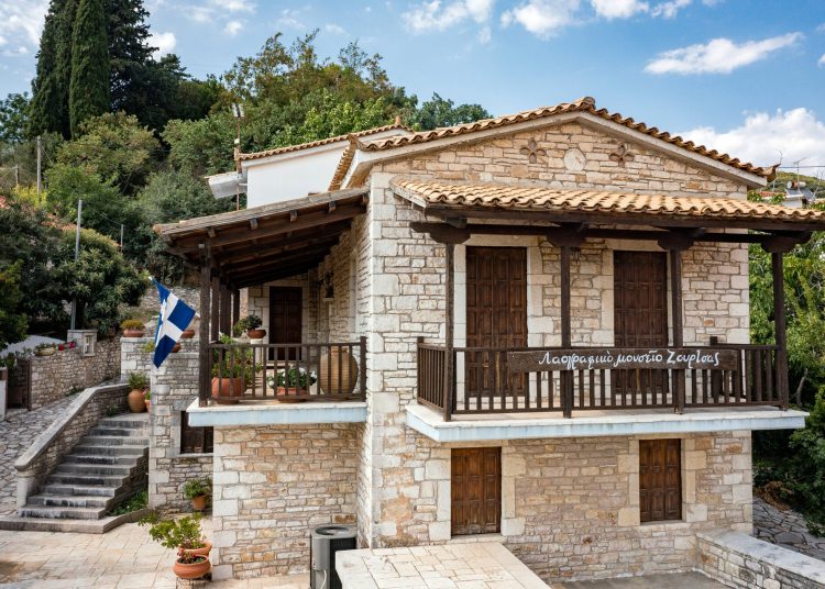 ΝΕΑ ΦΙΓΑΛΕΙΑ: Λαμπρή η εκδήλωση για τα 20 χρόνια του Λαογραφικού Μουσείου