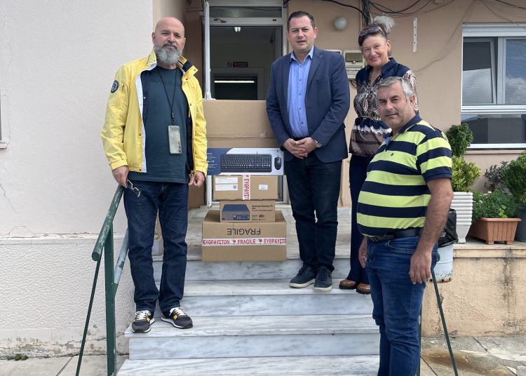 Νοσοκομείο Αμαλιάδας: Ενισχύθηκε με ηλεκτρονικούς υπολογιστές μετά από δωρεά