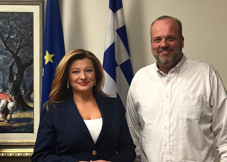 Συνάντηση Αυγερινοπούλου-Πρωτοψάλτη για τα αγροτικά της Ηλείας