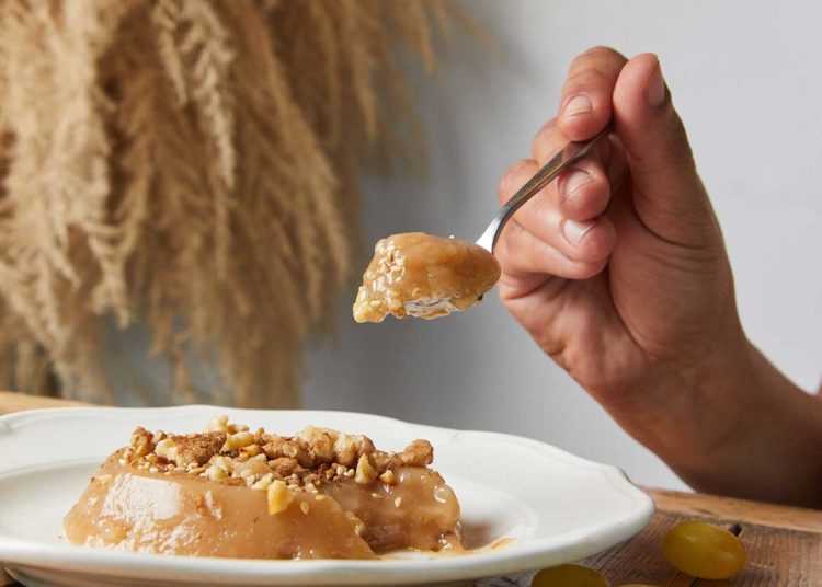 Μουσταλευριά: 3 συνταγές για το παραδοσιακό γλυκό του τρύγου