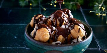 Φτιάχνουμε γλυκά με σοκολάτα για τους λάτρεις του είδους