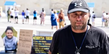 Πάνος Ρούτσι: «Θα καθίσω εδώ κι ας πεθάνω – Δεν αποχωρώ αν δεν γίνει δεκτό το αίτημά μου»